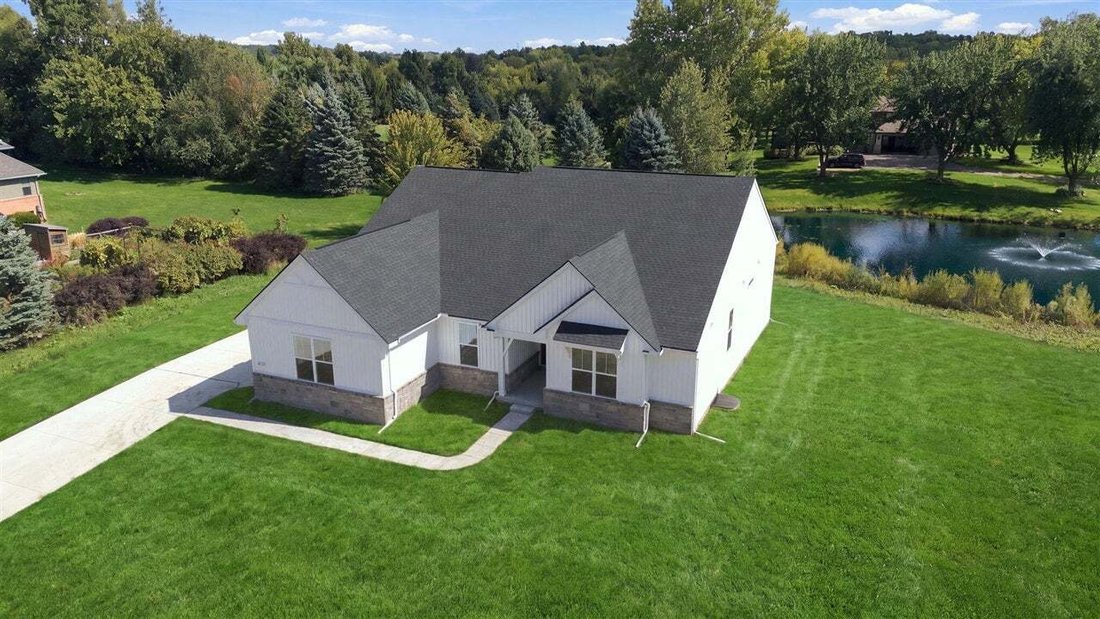 House in Lyon Charter Township, Michigan, United States 2 - 18935955