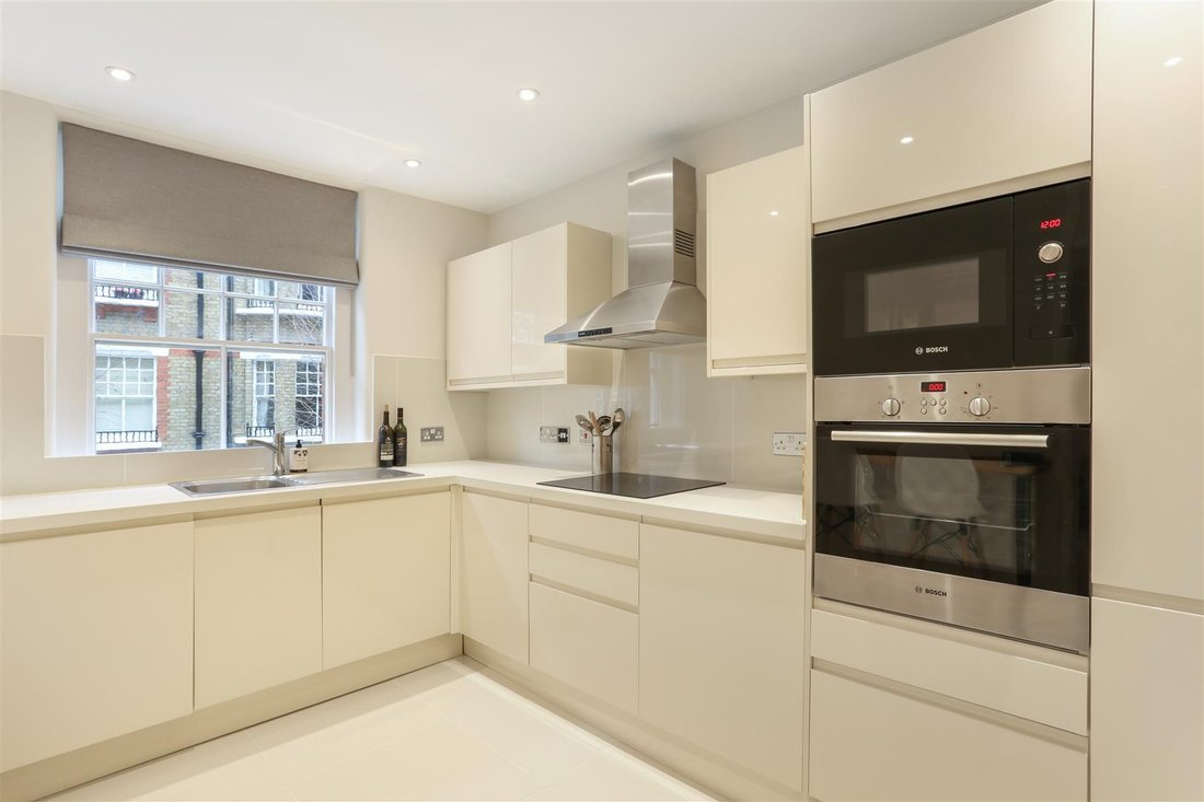 Apartment in Brompton, Kensington And Chelsea, England 2 - 18935397