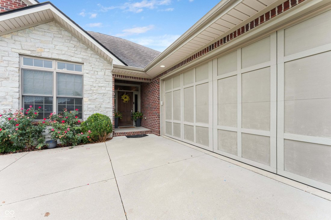 House in Columbus, Indiana, United States 4 - 18933868