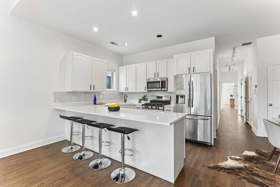Condo in Chicago, Illinois, United States 5 - 18934947