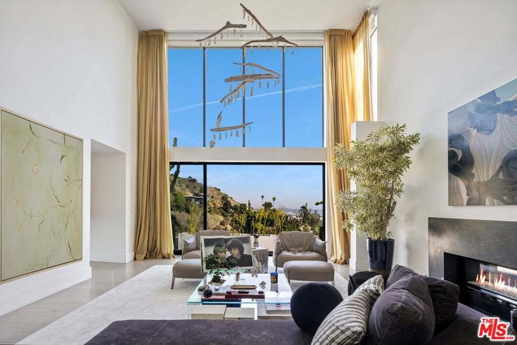 House in Los Angeles, California, United States 1 - 18933777