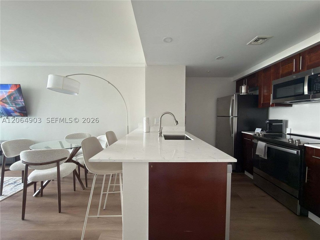Condo in Miami, Florida, United States 5 - 18579337