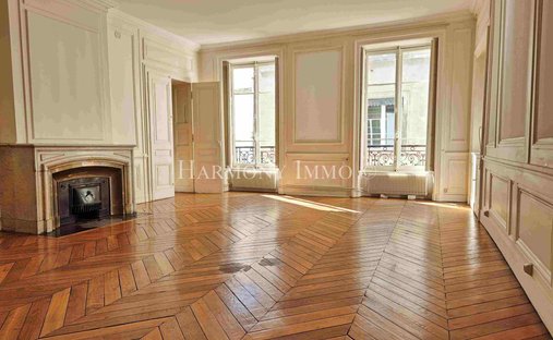 Apartment in Perralière, Lyon, Auvergne-Rhône-Alpes 1