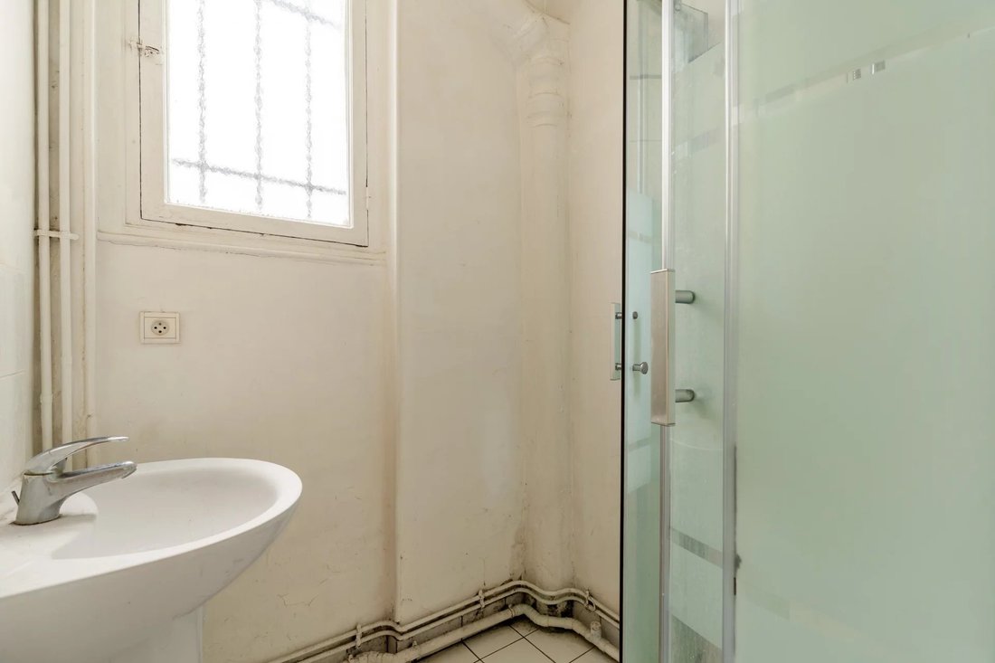 Apartment in Saint Lambert, Paris 15e Arrondissement, Paris 5 - 18932041