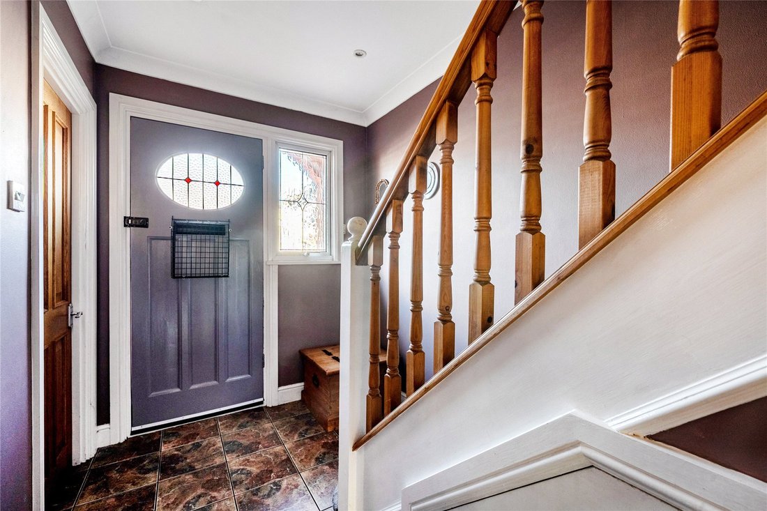 House in Horsell, Woking, England 3 - 18933981