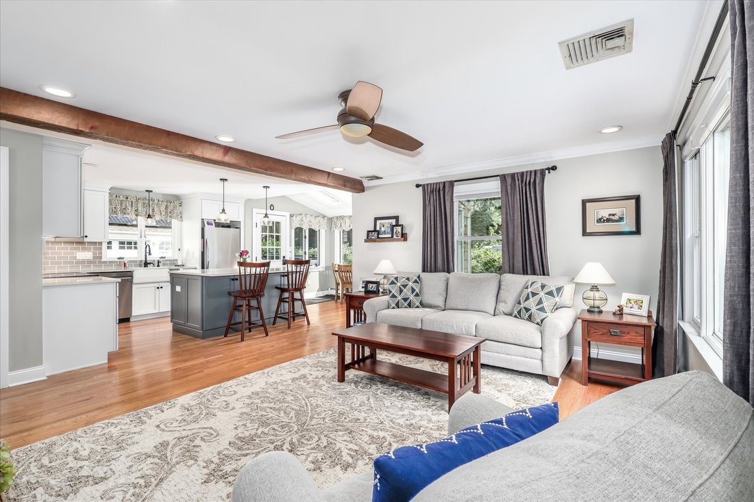 House in Trumbull, Connecticut, United States 3 - 18932122