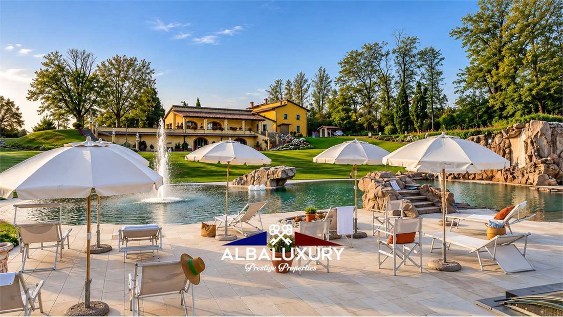 Villa in Vicchio, Tuscany, Italy 4 - 16678976