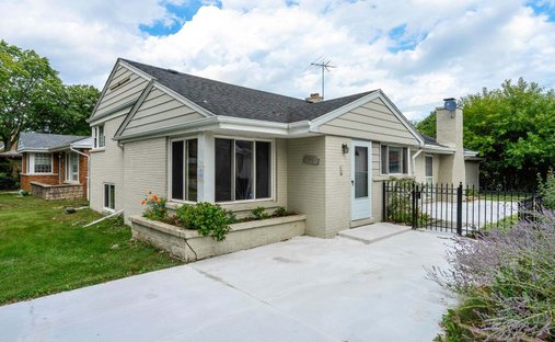 House in Lincolnwood, Illinois, United States 1