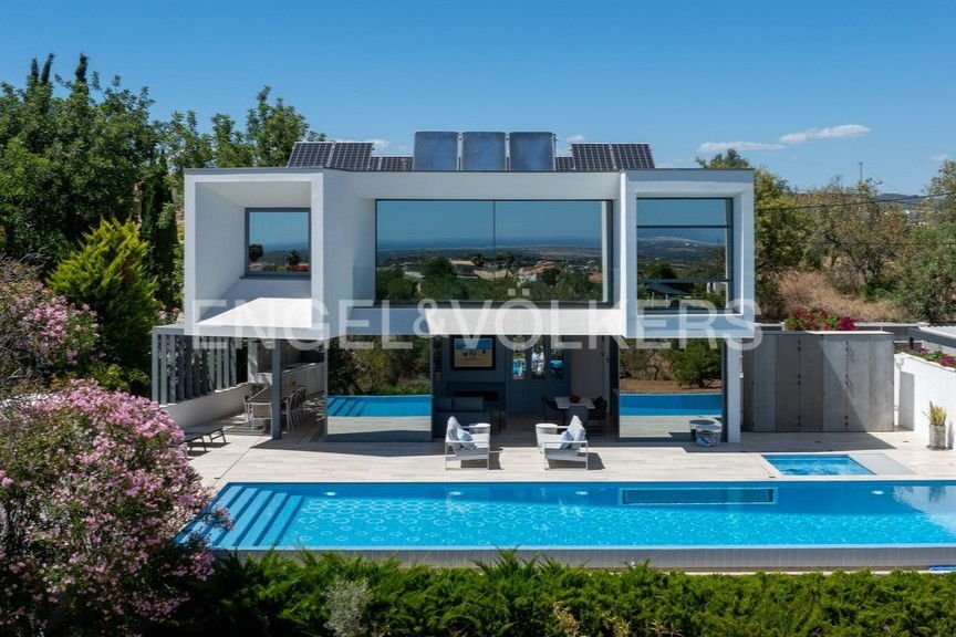 Villa in Loule (Sao Clemente), Algarve, Portugal 1 - 14489514