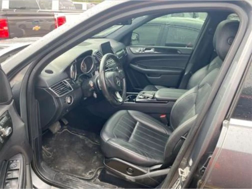 Suv in Ashland, KY, United States 2 - 18932637