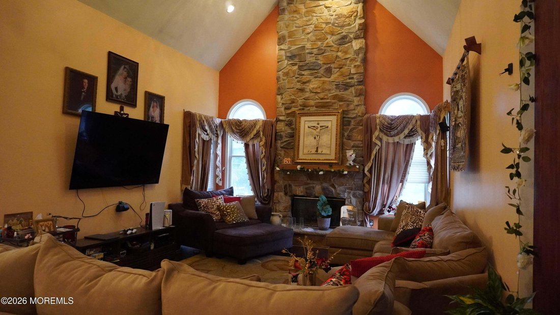 House in Freehold Township, New Jersey, United States 5 - 18933627