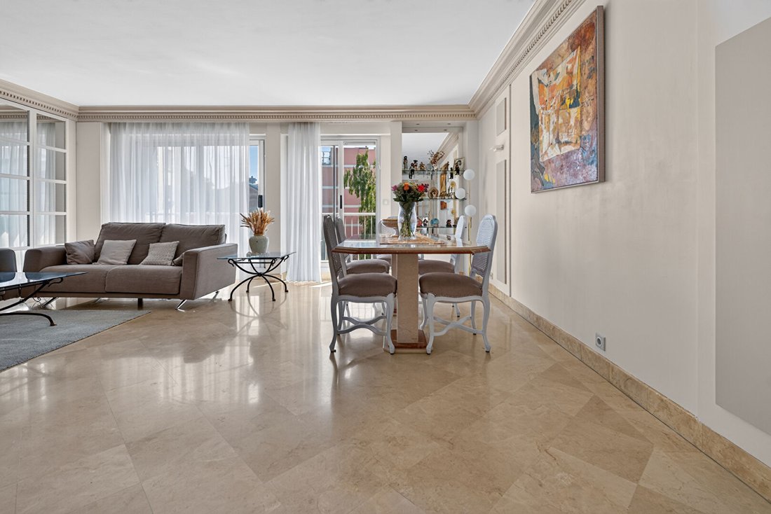 Apartment in Les Lilas, Ile-de-France, France 4 - 18932693