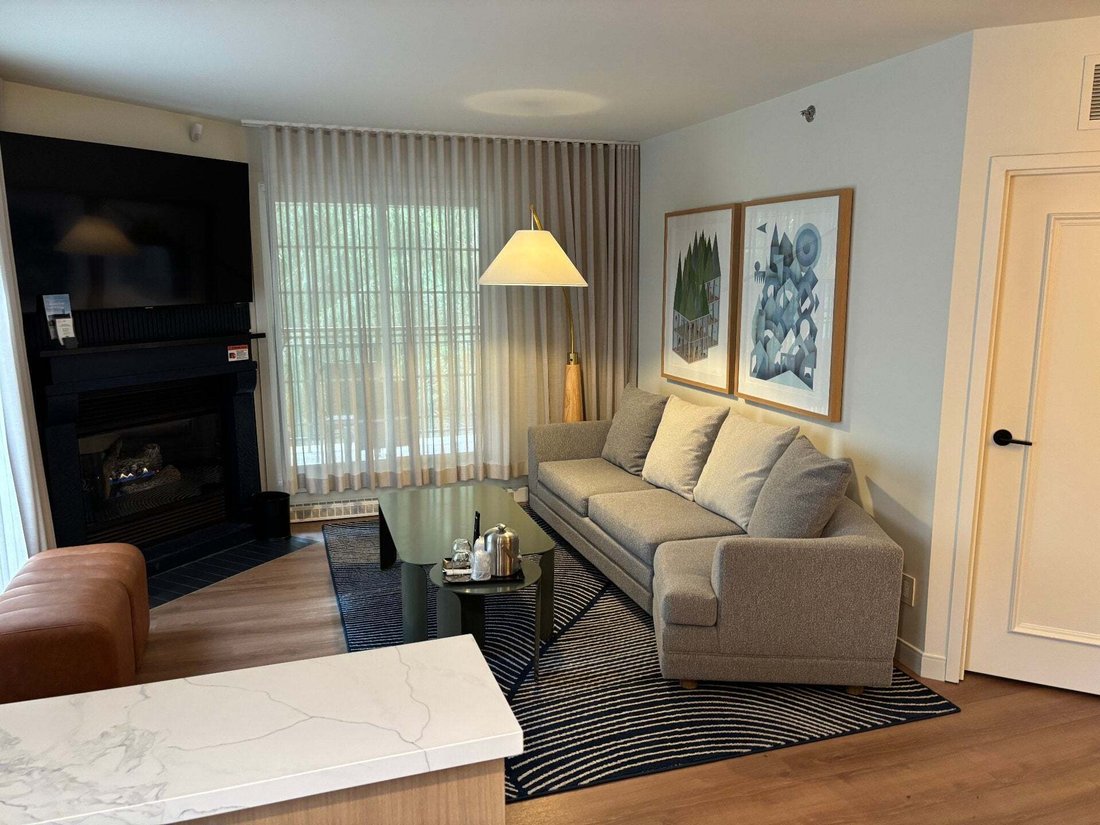 Condo in Mont-Tremblant, Quebec, Canada 5 - 18643780