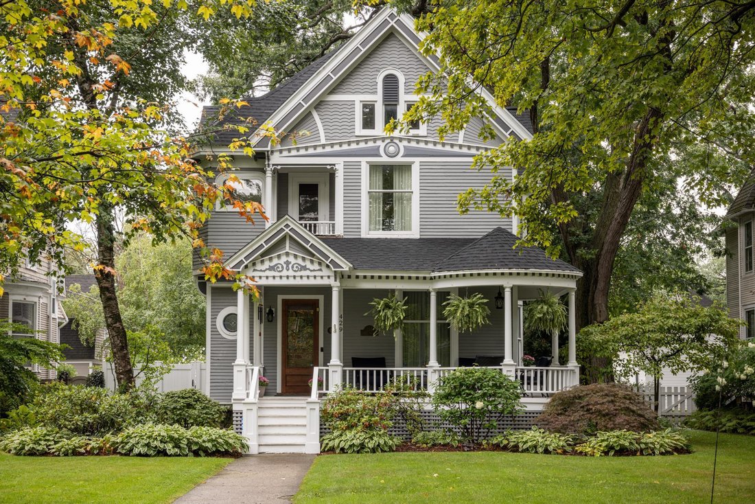 House in Garfield Township, Michigan, United States 1 - 18934990