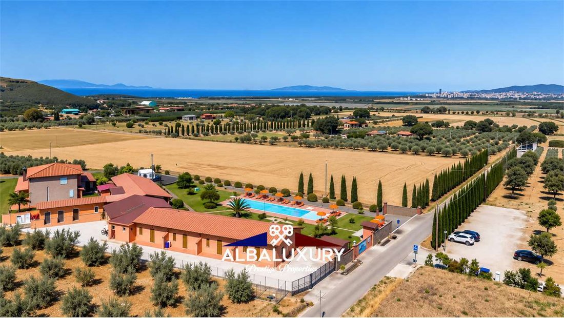 Villa in Scarlino, Tuscany, Italy 2 - 16284970