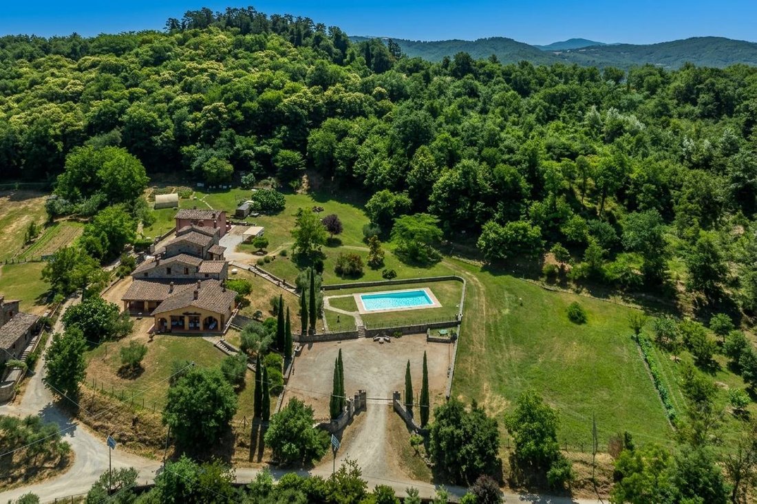 Country House in Città di Castello, Umbria, Italy 1 - 15275413