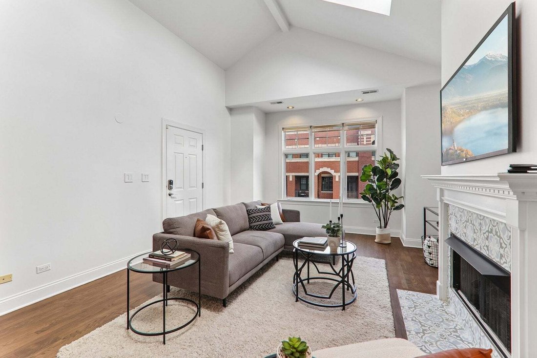 Condo in Chicago, Illinois, United States 3 - 18934947