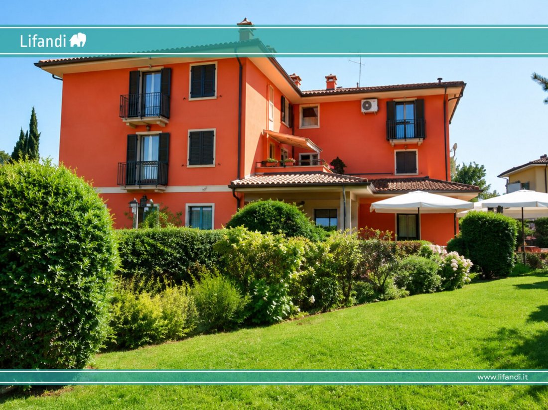 Estate in Caprino Veronese, Veneto, Italy 1 - 16579186