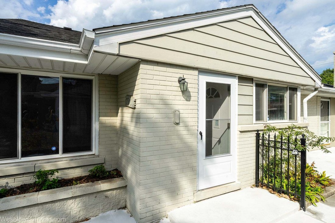 House in Lincolnwood, Illinois, United States 2 - 18934920