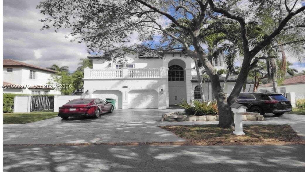 House in Hialeah, Florida, United States 1 - 18934316