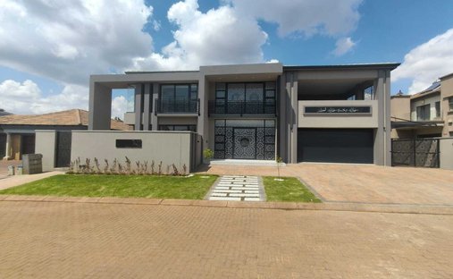 House in Raslouw AH, Gauteng, South Africa 1