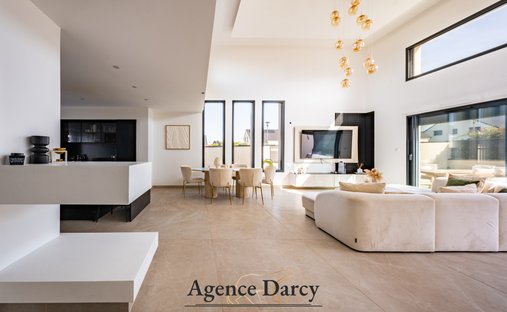 House in Norges-la-Ville, Bourgogne – Franche-Comté, France 1