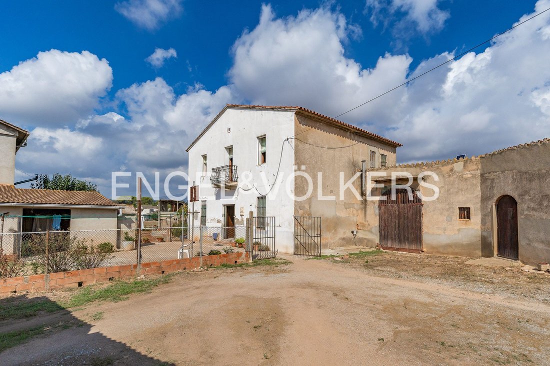 Country House in Palau-solità and Plegamans, Catalonia, Spain 2 - 18935389