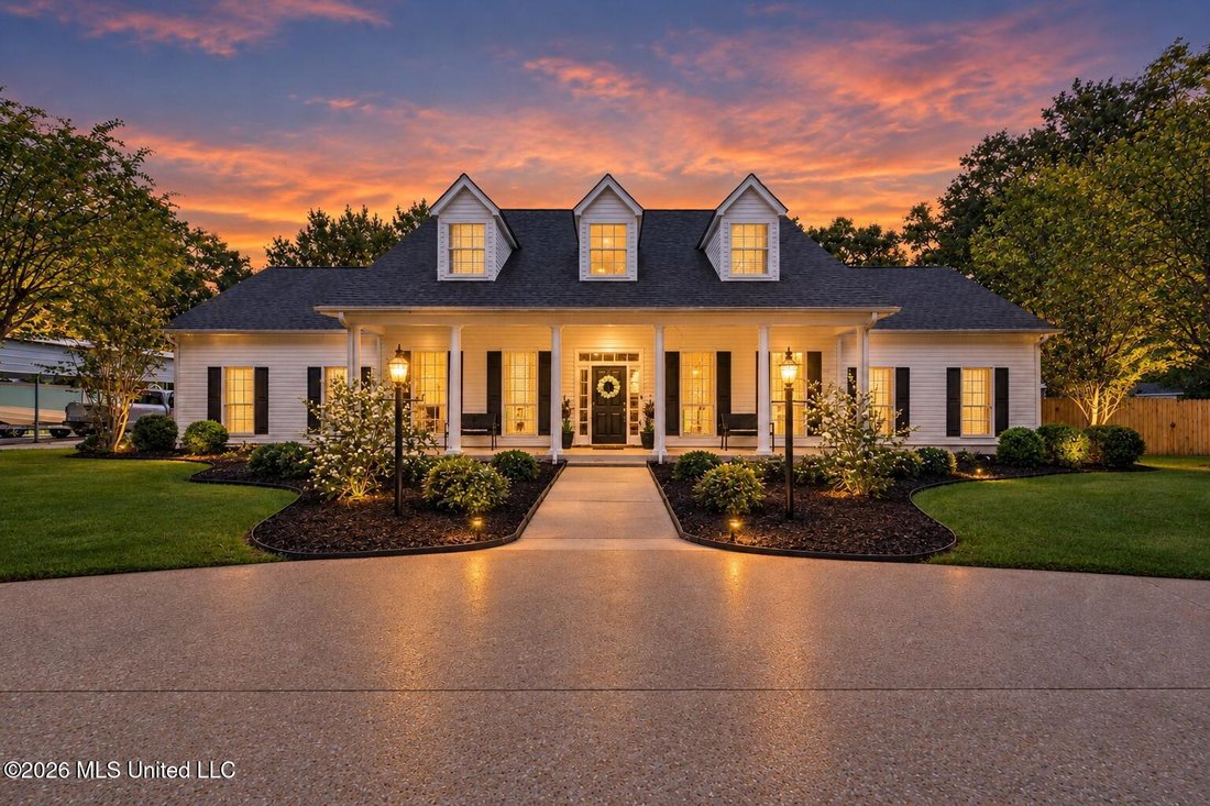 House in Gulfport, Mississippi, United States 1 - 18935962