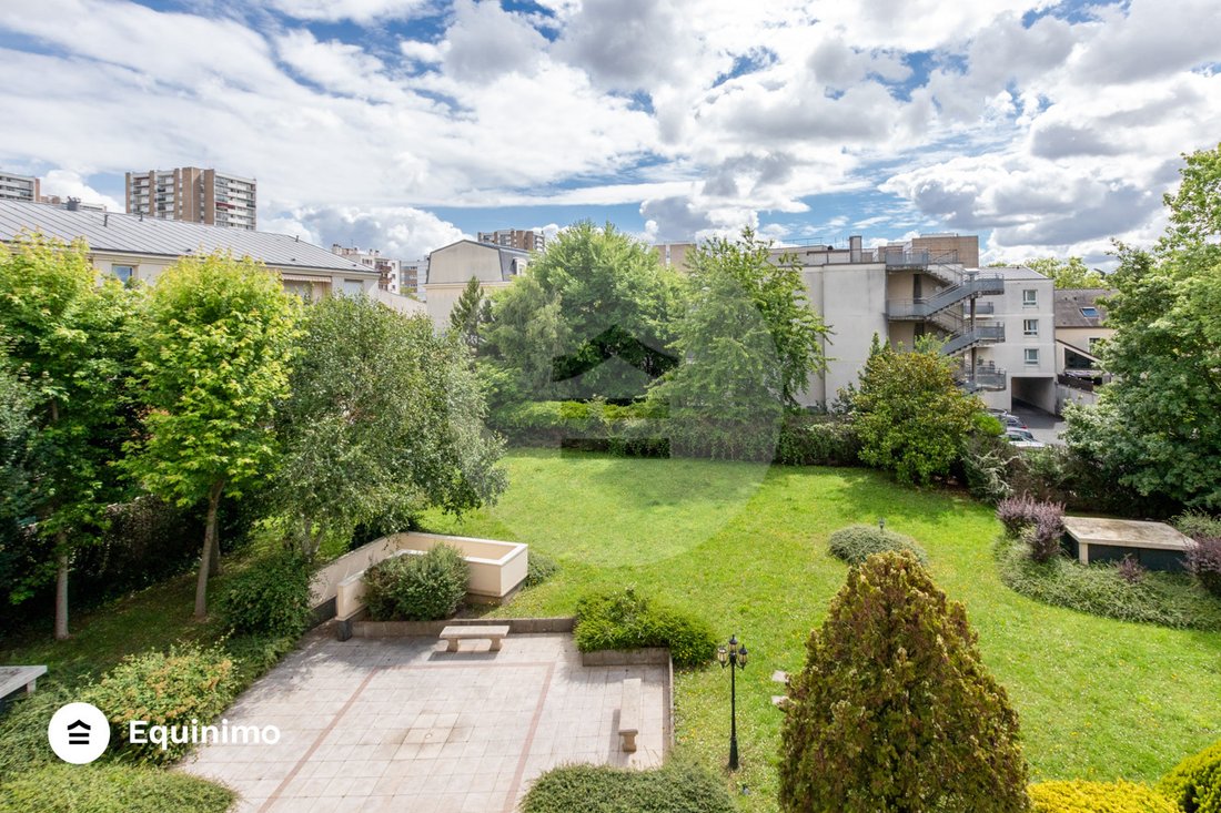 Apartment in Les Lilas, Ile-de-France, France 1 - 18931858