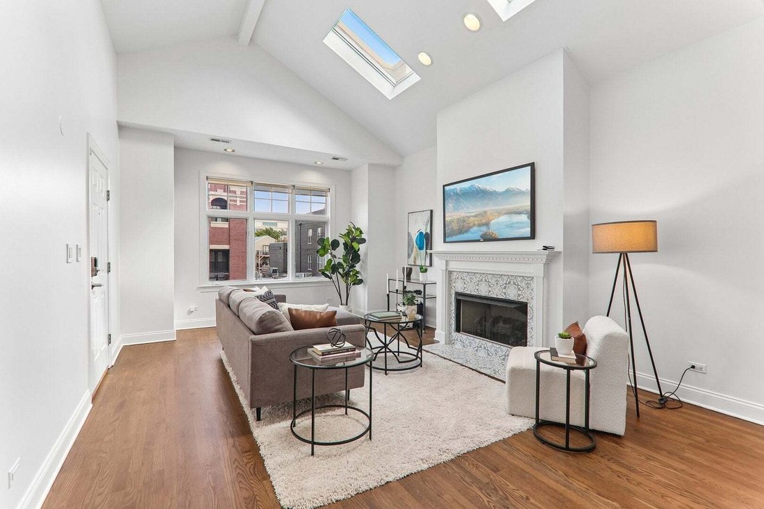 Condo in Chicago, Illinois, United States 2 - 18934947