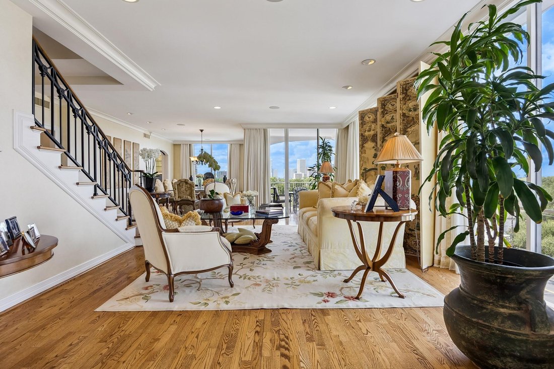 Condo in Houston, Texas, United States 1 - 18935211
