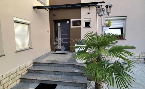 House in Mjesni odbor Gregovica, Grad Pula, Istria County 1