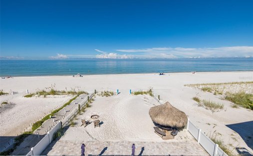House in Indian Shores, Florida, United States 1