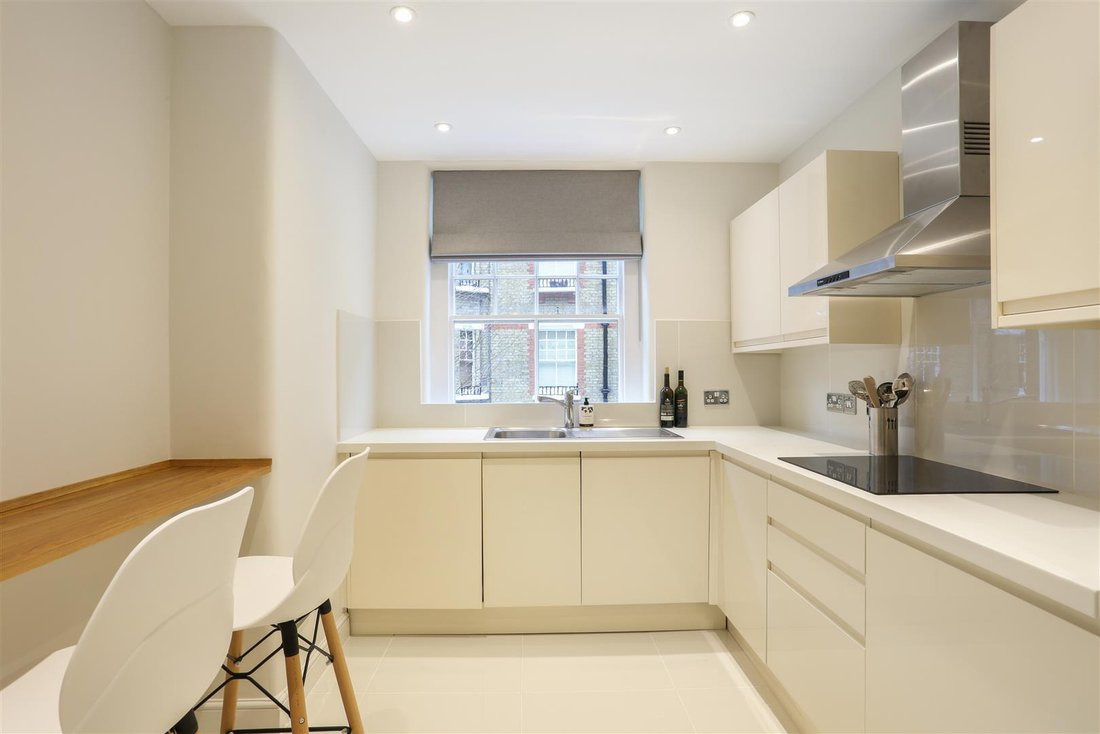 Apartment in Brompton, Kensington And Chelsea, England 4 - 18935397