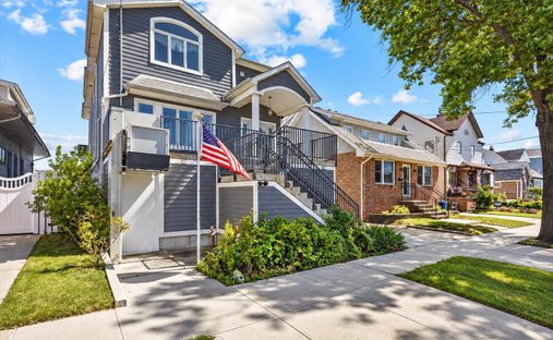 House in New York, New York, United States 1