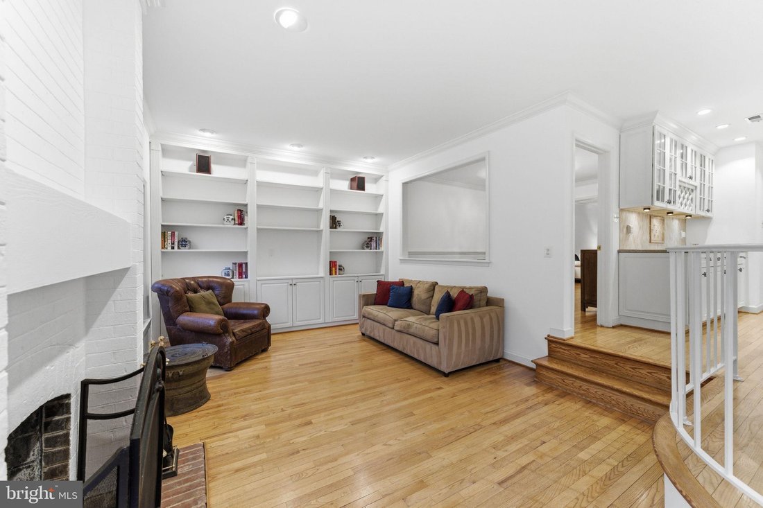 Townhouse in McLean, Virginia, United States 5 - 18932892