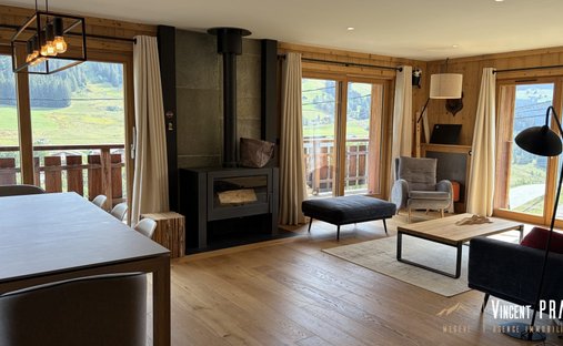 Chalet in Notre-Dame-de-Bellecombe, Auvergne-Rhône-Alpes, France 1