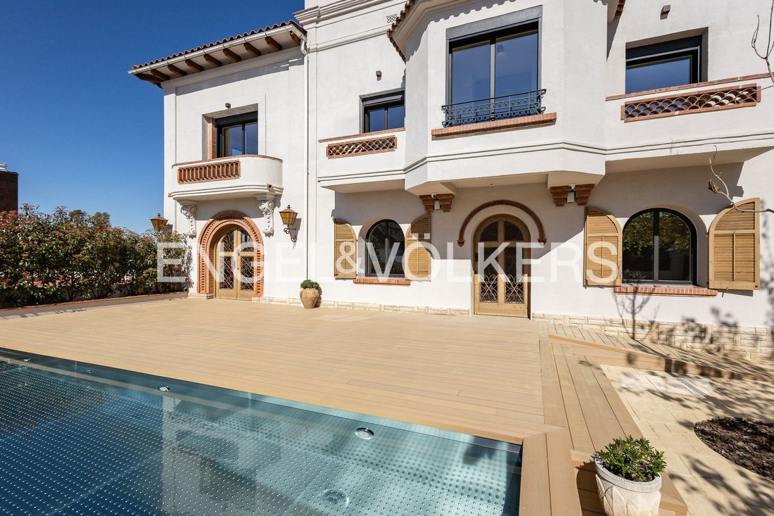 House in Sant Just Desvern, Catalonia, Spain 2 - 18935353