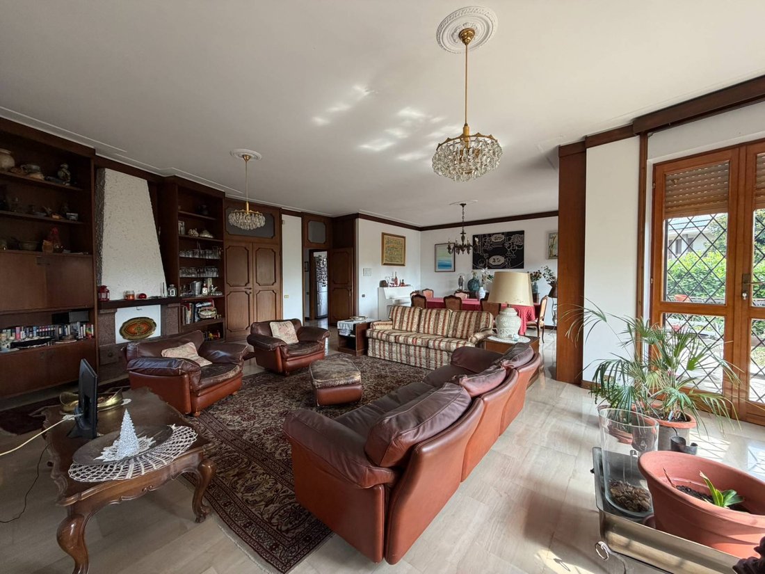 Villa in Bettolino-Moriggia, Gallarate, Lombardy 4 - 18936187