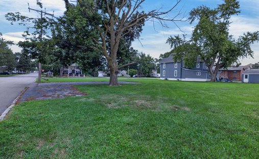 Byron, Illinois, United States 1