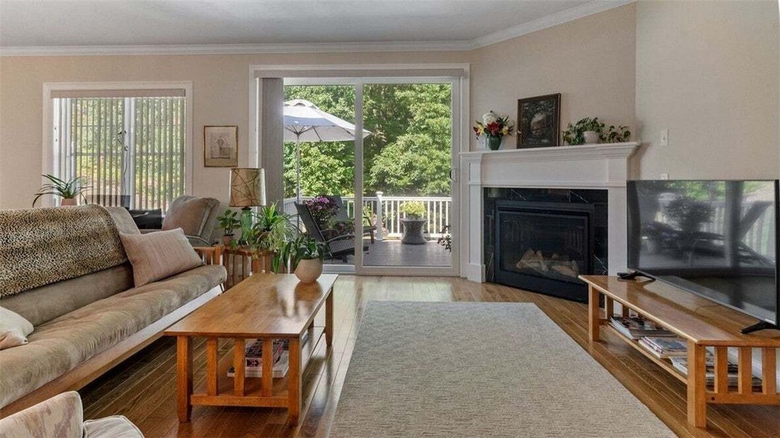Condo in Lincoln, Rhode Island, United States 4 - 18933816