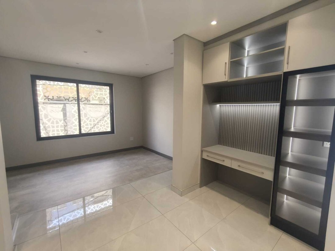 House in Raslouw AH, Gauteng, South Africa 5 - 18932729
