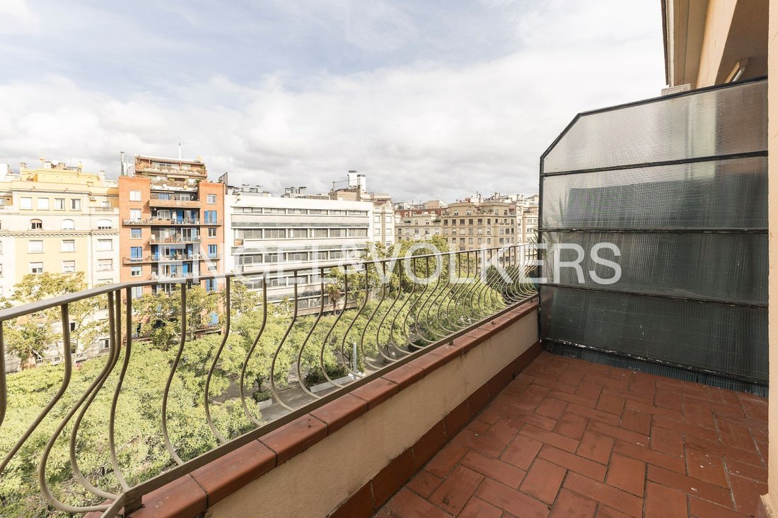 Apartment in Eixample, Barcelona, Spain 4 - 18934726