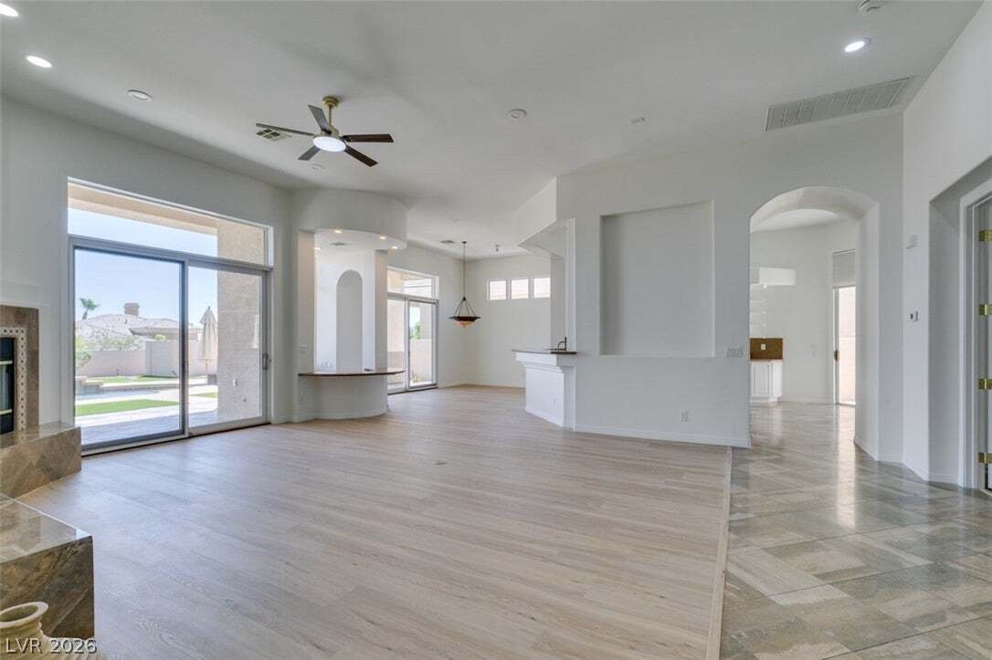 House in Las Vegas, Nevada, United States 5 - 18933836