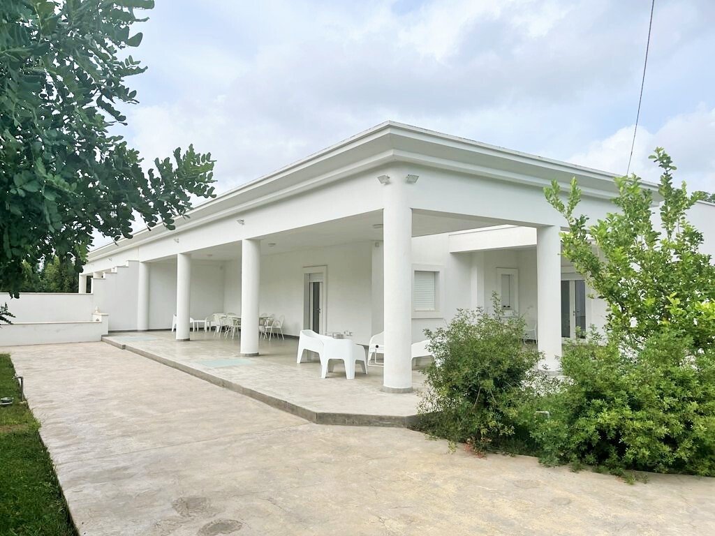 Villa in Ostuni, Apulia, Italy 2 - 18934199