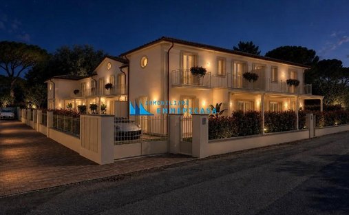 Country House in Cinquale, Montignoso, Tuscany 1