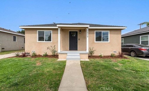 House in Signal Hill, California, United States 1
