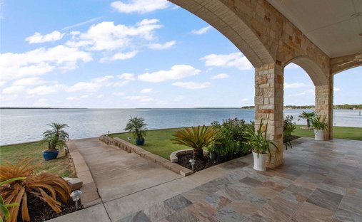House in Gun Barrel City, Texas, United States 1