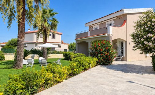 Villa in Fontane Bianche - Cassibile, Fontane Bianche, Sicily 1