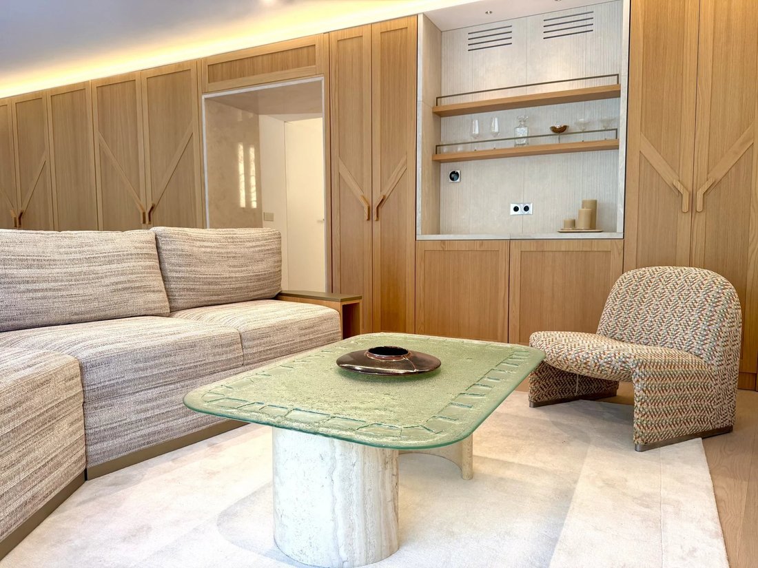Apartment in Invalides, Paris 7e Arrondissement, Paris 2 - 18933370